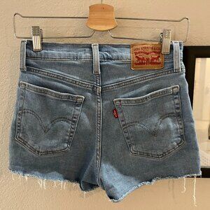 Levi's high rise shorts -- 25